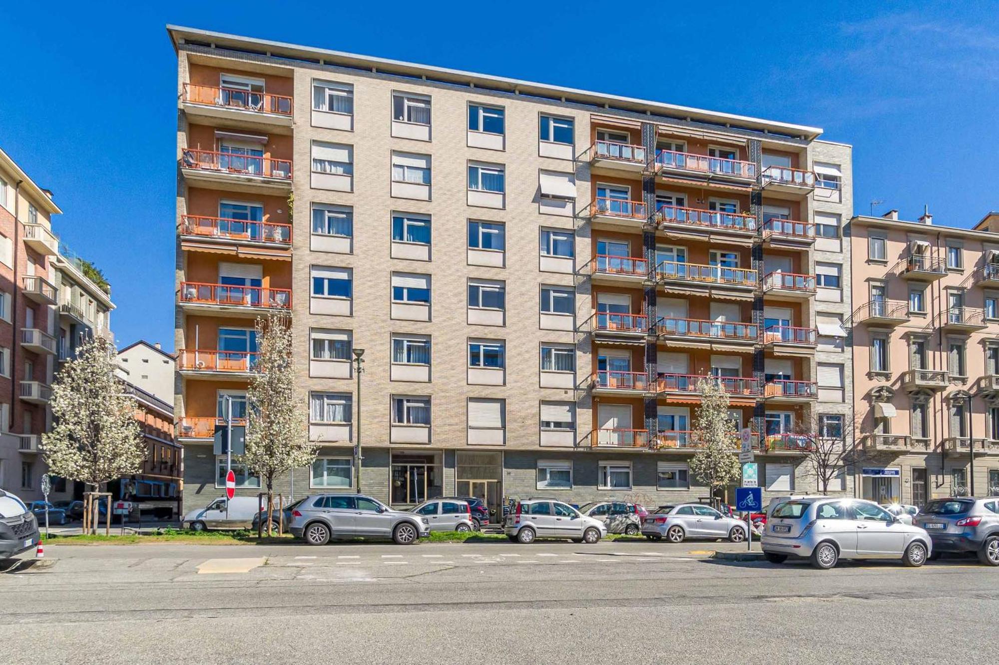 Palazzo Di Giustizia Bright Apartment Turin Bagian luar foto